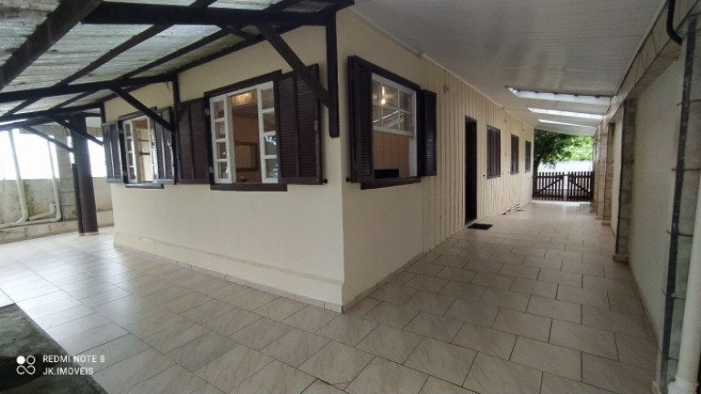 Imagem Casa com 5 Quartos para Temporada, 110 m² em Barra Do Saí - Itapoá Imagem Casa com 5 Quartos para Temporada, 110 m² em Barra Do Saí - Itapoá