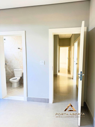 Imagem Casa com 3 Quartos à Venda, 266 m² em Cond Parque Lagoa Silvana - Caratinga Imagem Casa com 3 Quartos à Venda, 266 m² em Cond Parque Lagoa Silvana - Caratinga