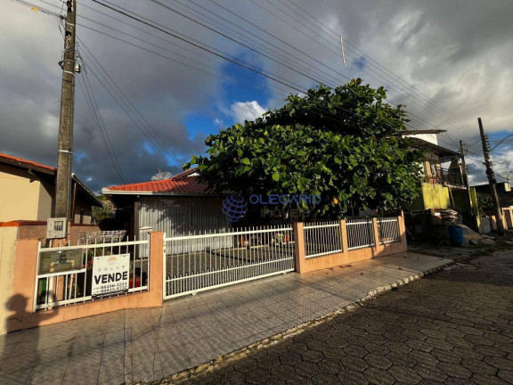 Imagem Casa com 5 Quartos à Venda, 178 m² em Centro - Penha Imagem Casa com 5 Quartos à Venda, 178 m² em Centro - Penha