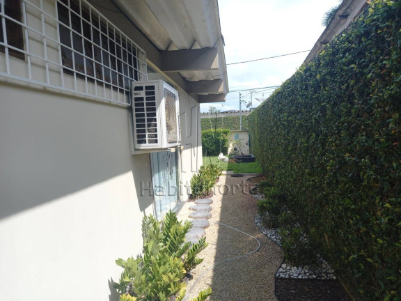 Imagem Casa com 3 Quartos à Venda, em Ponta Negra - Manaus Imagem Casa com 3 Quartos à Venda, em Ponta Negra - Manaus