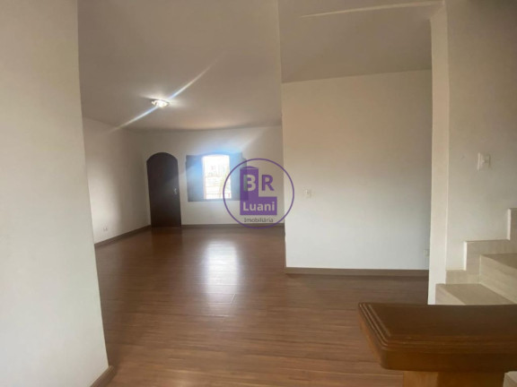 Imagem Sobrado com 5 Quartos para Alugar, 351 m² em Lima Azevedo - Londrina