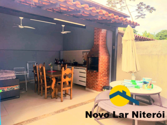 Imagem Casa com 4 Quartos à Venda, 152 m² em Serra Grande - Niterói Imagem Casa com 4 Quartos à Venda, 152 m² em Serra Grande - Niterói