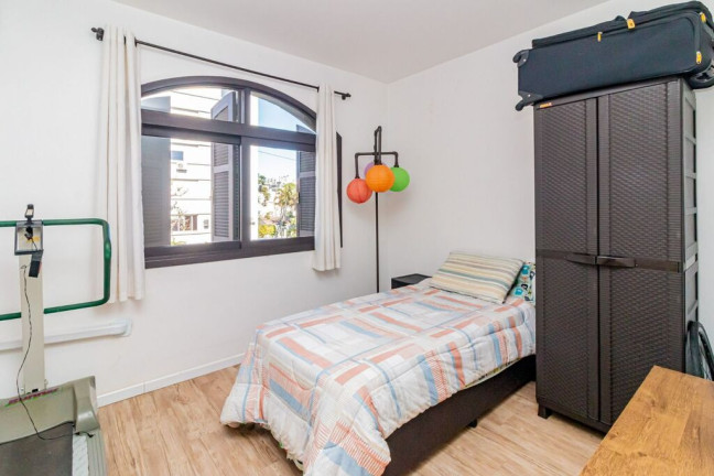 Imagem Apartamento com 3 Quartos à Venda, 74 m² em Cristal - Porto Alegre