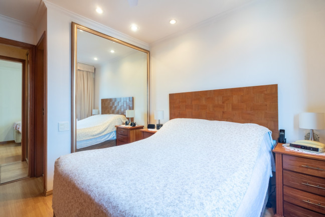 Imagem Apartamento com 3 Quartos à Venda, 98 m² em Moema - São Paulo Imagem Apartamento com 3 Quartos à Venda, 98 m² em Moema - São Paulo