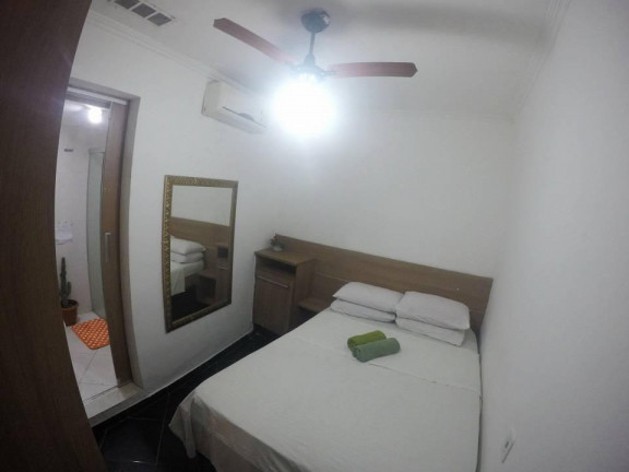 Imagem Casa com 10 Quartos para Alugar, 300 m² em Copacabana - Rio De Janeiro