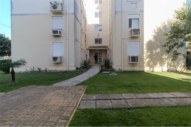 Imagem Apartamento com 3 Quartos à Venda, 70 m² em Humaitá - Porto Alegre Imagem Apartamento com 3 Quartos à Venda, 70 m² em Humaitá - Porto Alegre