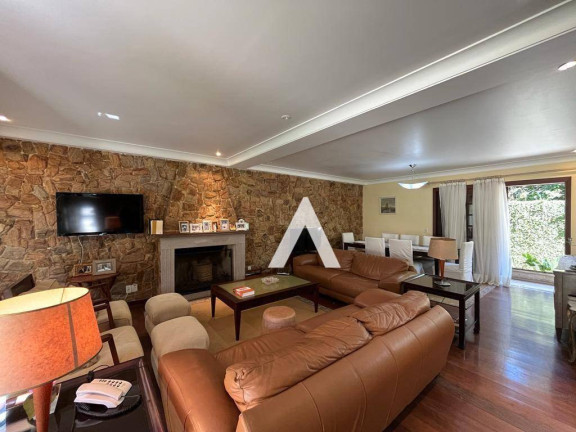 Imagem Casa com 4 Quartos à Venda, 186 m² em Alto - Teresópolis