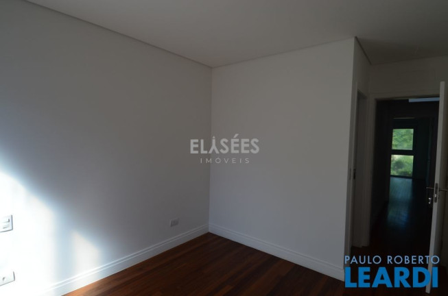 Imagem Sobrado com 4 Quartos à Venda, 321 m² em Vila Morumbi - São Paulo