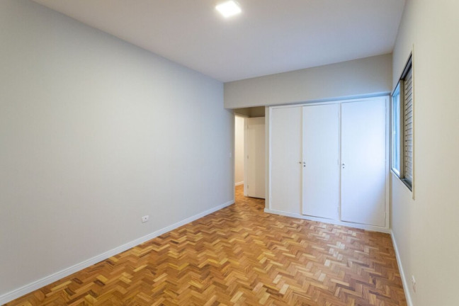 Imagem Imóvel com 3 Quartos à Venda, 195 m² em Jardim Paulistano - São Paulo