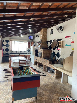 Sobrado com 3 Quartos à Venda, 215 m² em Centro - Ubatuba