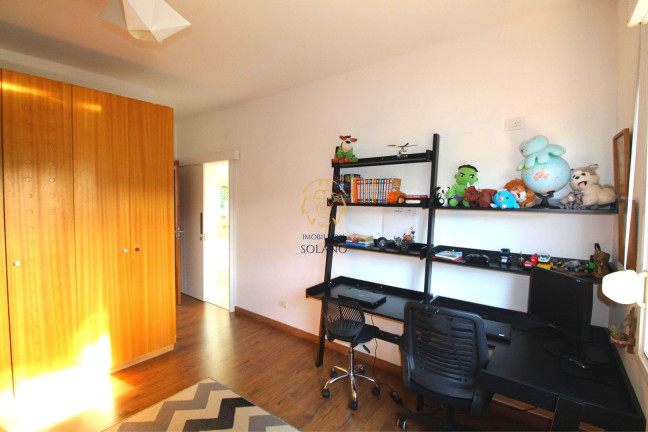 Imagem Casa com 4 Quartos à Venda, 938 m² em Santa Cândida - Curitiba