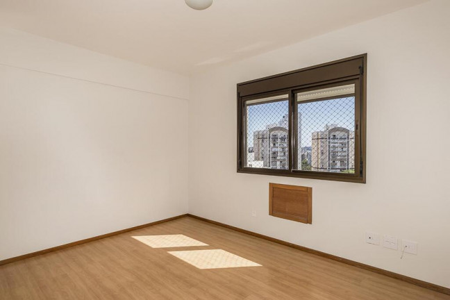 Imagem Apartamento com 2 Quartos à Venda, 72 m² em Petrópolis - Porto Alegre