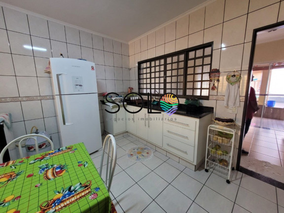 Imagem Casa com 2 Quartos à Venda, 202 m² em Jardim Das Estações - Araraquara Imagem Casa com 2 Quartos à Venda, 202 m² em Jardim Das Estações - Araraquara