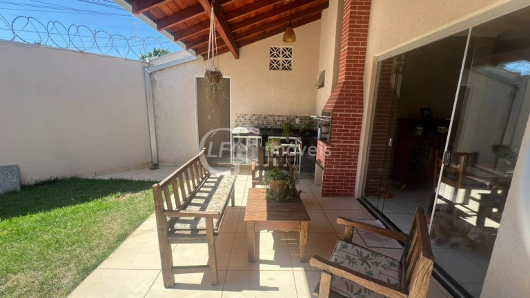 Imagem Casa com 2 Quartos à Venda, 112 m² em Mata Do Jacinto - Campo Grande