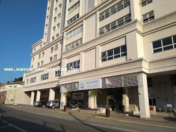 Sala Comercial à Venda, 26 m² em Centro - Jacareí
