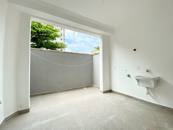 Sobrado com 2 Quartos à Venda, 123 m² em Enseada - Guarujá