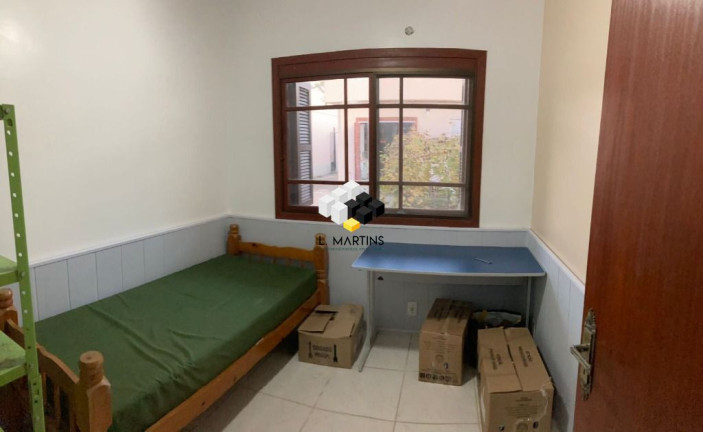 Imagem Casa com 3 Quartos à Venda, 158 m² em Jardim Itu - Porto Alegre Imagem Casa com 3 Quartos à Venda, 158 m² em Jardim Itu - Porto Alegre