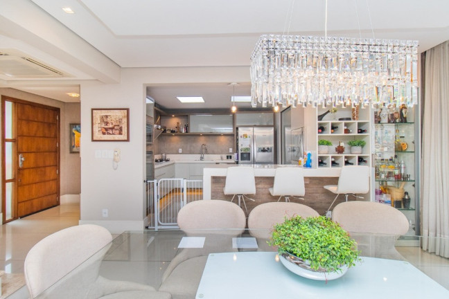 Imagem Casa com 3 Quartos à Venda, 241 m² em Agronomia - Porto Alegre