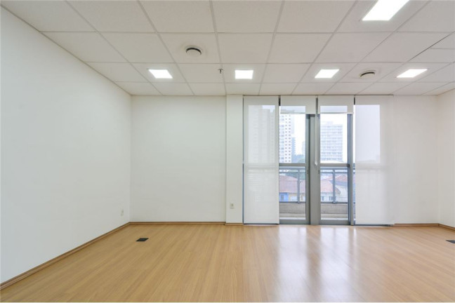Imagem Sala Comercial à Venda, em Vila Cordeiro - São Paulo Imagem Sala Comercial à Venda, em Vila Cordeiro - São Paulo
