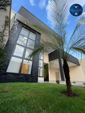 Casa com 3 Quartos à Venda, 196 m² em Moinho Dos Ventos - Goiânia