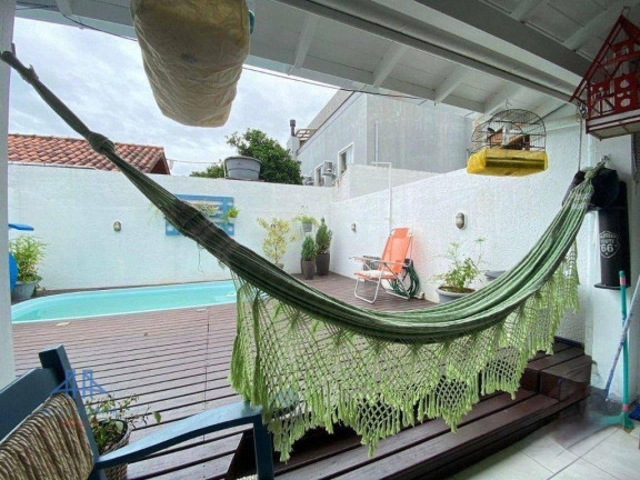 Imagem Casa com 3 Quartos à Venda, 144 m² em Campeche - Florianópolis Imagem Casa com 3 Quartos à Venda, 144 m² em Campeche - Florianópolis