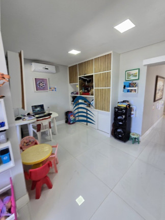 Imagem Casa com 4 Quartos à Venda, 249 m² em Patamares - Salvador