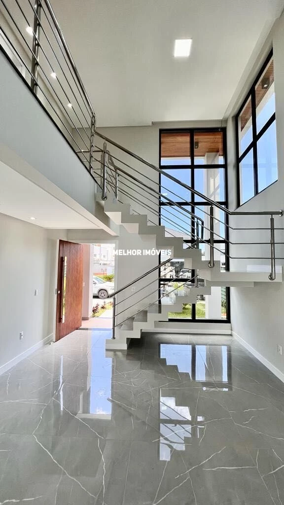 Imagem Casa com 4 Quartos à Venda, 265 m² em Santa Regina - Camboriú