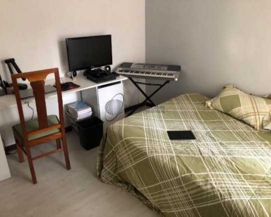 Imagem Imóvel com 4 Quartos à Venda, em São Francisco - Niterói Imagem Imóvel com 4 Quartos à Venda, em São Francisco - Niterói
