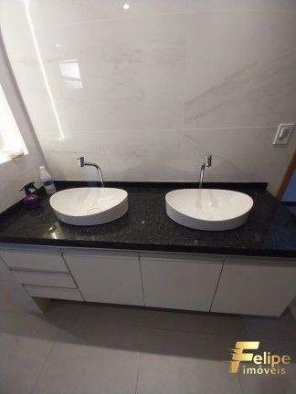 Imagem Casa com 3 Quartos à Venda, 258 m² em Itapebussu - Guarapari Imagem Casa com 3 Quartos à Venda, 258 m² em Itapebussu - Guarapari