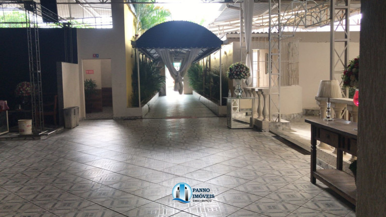 Imagem Imóvel Comercial à Venda, 1.300 m² em Parque Uruguaiana - Duque De Caxias Imagem Imóvel Comercial à Venda, 1.300 m² em Parque Uruguaiana - Duque De Caxias