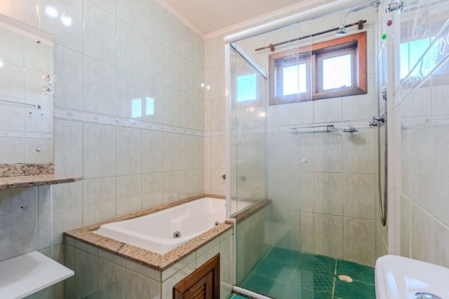 Imagem Casa com 4 Quartos à Venda, 202 m² em Ipanema - Porto Alegre
