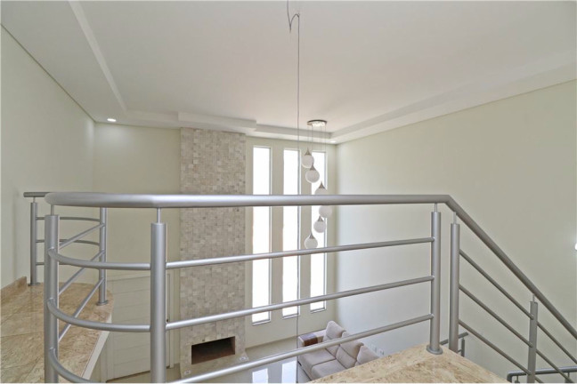 Imagem Casa com 3 Quartos à Venda, 218 m² em Pilarzinho - Curitiba