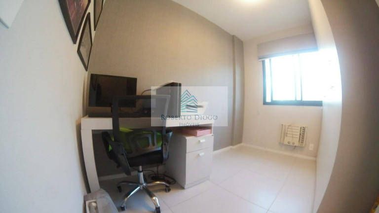 Imagem Imóvel com 3 Quartos à Venda, 77 m² em Jacarepaguá - Rio De Janeiro Imagem Imóvel com 3 Quartos à Venda, 77 m² em Jacarepaguá - Rio De Janeiro