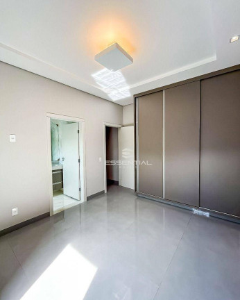 Imagem Casa com 3 Quartos à Venda, 230 m² em Quinta Do Lago - São José Do Rio Preto Imagem Casa com 3 Quartos à Venda, 230 m² em Quinta Do Lago - São José Do Rio Preto