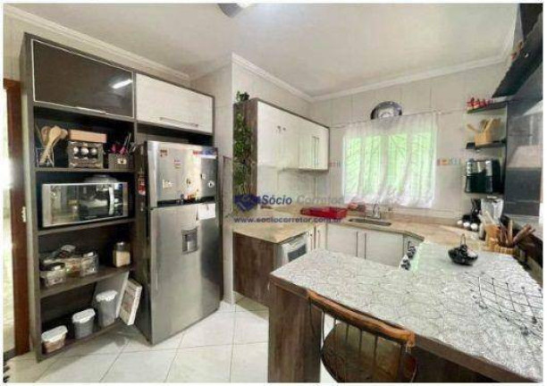 Imagem Sobrado com 3 Quartos à Venda, 210 m² em Vila Galvão - Guarulhos