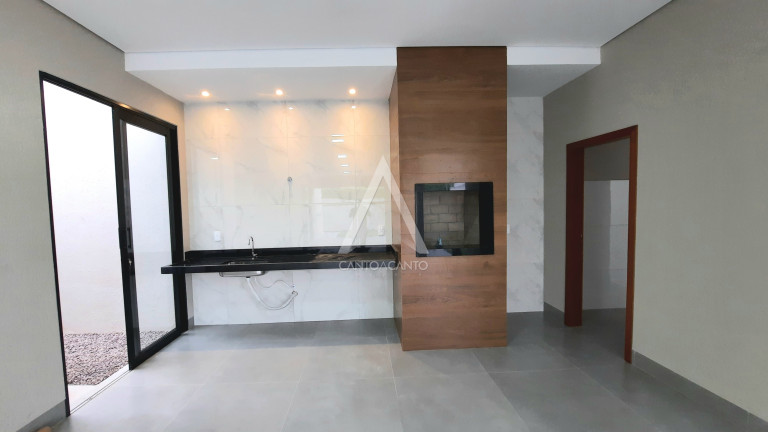 Imagem Casa com 3 Quartos à Venda, 342 m² em Setor Comercial - Sinop