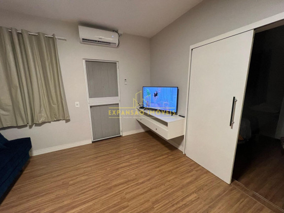Imagem Casa com 2 Quartos à Venda, 360 m² em Praia De Fora - Palhoça Imagem Casa com 2 Quartos à Venda, 360 m² em Praia De Fora - Palhoça