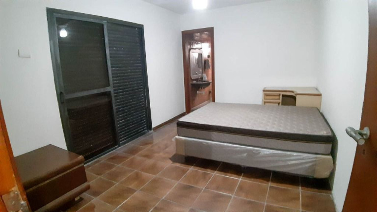 Imagem Apartamento com 3 Quartos à Venda ou Locação, 190 m² em Pitangueiras - Guarujá Imagem Apartamento com 3 Quartos à Venda ou Locação, 190 m² em Pitangueiras - Guarujá
