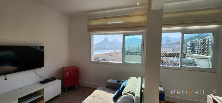 Imagem Apartamento com 2 Quartos à Venda, 72 m² em Lagoa - Rio De Janeiro Imagem Apartamento com 2 Quartos à Venda, 72 m² em Lagoa - Rio De Janeiro