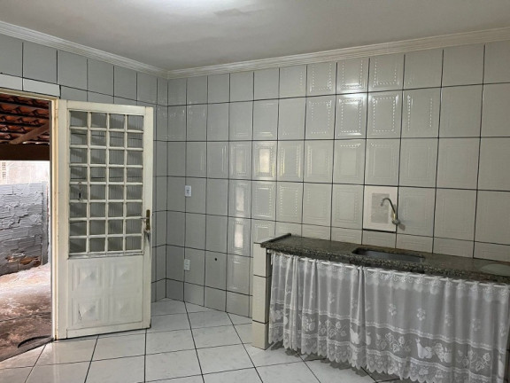 Imagem Casa com 2 Quartos à Venda, 180 m² em Laranjeiras - Betim Imagem Casa com 2 Quartos à Venda, 180 m² em Laranjeiras - Betim