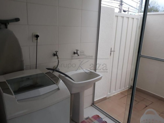Imagem Casa de Condomínio com 3 Quartos à Venda, 60 m² em Vila Branca - Jacarei
