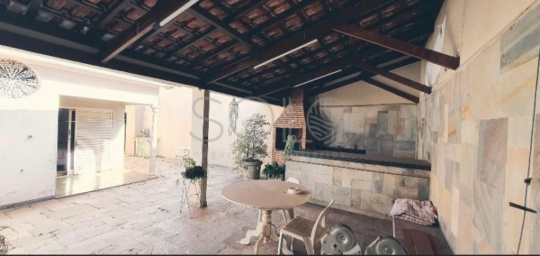 Casa com 4 Quartos à Venda, 495 m² em Centro - Araraquara