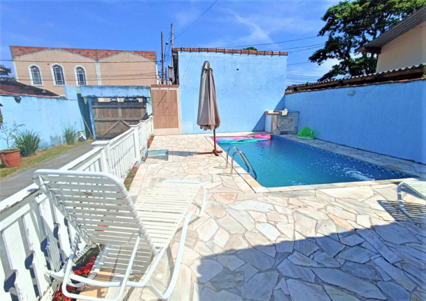Casa com 5 Quartos à Venda, 400 m² em Iguape