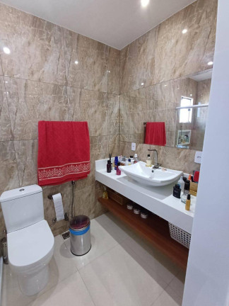 Imagem Casa com 5 Quartos à Venda, 315 m² em Areal - Araruama Imagem Casa com 5 Quartos à Venda, 315 m² em Areal - Araruama