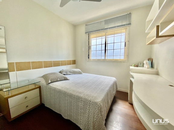 Imagem Casa com 5 Quartos à Venda, 408 m² em Coqueiros - Florianópolis Imagem Casa com 5 Quartos à Venda, 408 m² em Coqueiros - Florianópolis