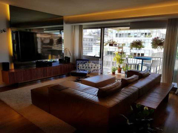Imagem Apartamento com 3 Quartos à Venda, 178 m² em Leblon - Rio De Janeiro Imagem Apartamento com 3 Quartos à Venda, 178 m² em Leblon - Rio De Janeiro