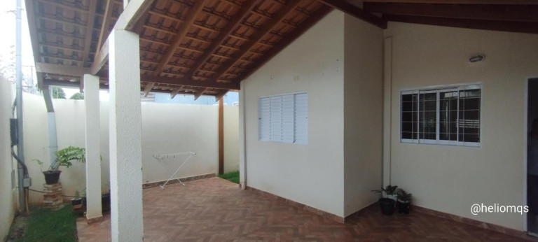 Imagem Casa com 3 Quartos à Venda, 56 m² em Parque Residencial Rita Vieira - Campo Grande