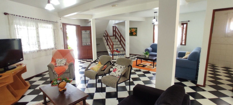 Imagem Sobrado com 3 Quartos à Venda, 387 m² em Ingleses Do Rio Vermelho - Florianópolis Imagem Sobrado com 3 Quartos à Venda, 387 m² em Ingleses Do Rio Vermelho - Florianópolis