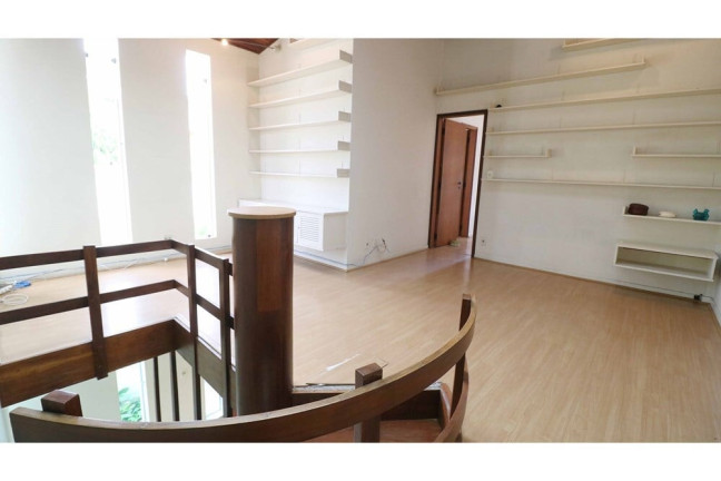 Imagem Casa com 3 Quartos à Venda, 216 m² em Jardim Paulista - São Paulo