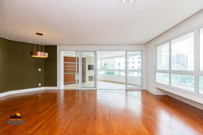 Imagem Apartamento com 3 Quartos à Venda, em Moema - São Paulo Imagem Apartamento com 3 Quartos à Venda, em Moema - São Paulo